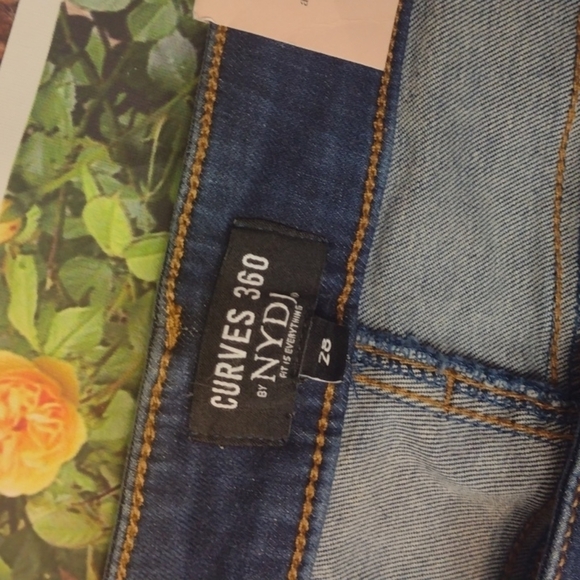 NYDJ curves 360 clean Napier slim straight jeans size 28S petite - Picture 2 of 6